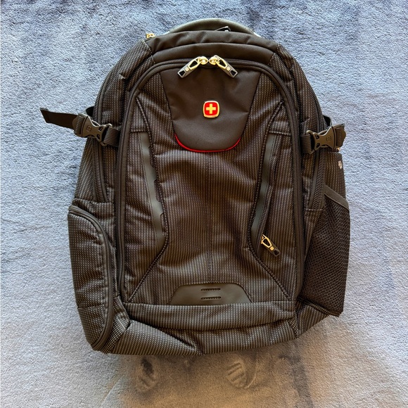 New w/o tags Swissgear 5358 USB ScanSmart Laptop Backpack Black Dot - Picture 1 of 10